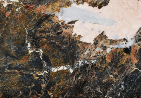 CUARȚIT LAVA ORO - DETALIU